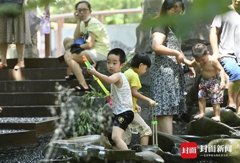 活水公園餐飲怎麼樣，是否能提供一種與都市生活隔絕的寧靜體驗？